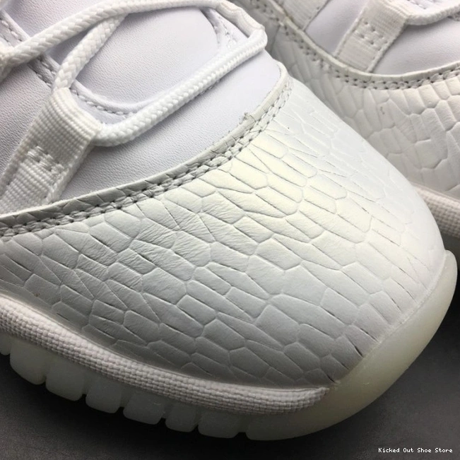 Kick Theory Frost Heiress White Jordan 897331-100 Low Air 11 0715